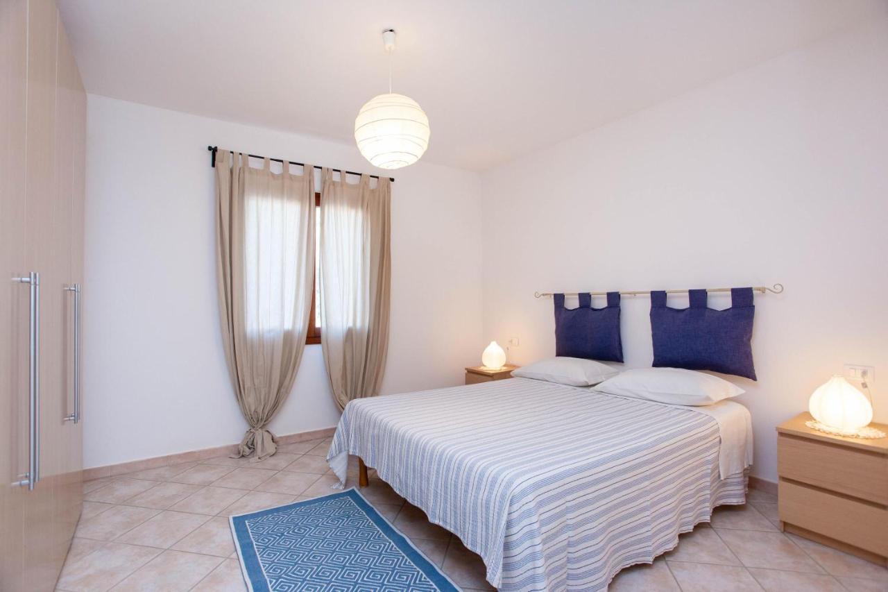 Casa Antonella Apartment โอโรเซย ภายนอก รูปภาพ